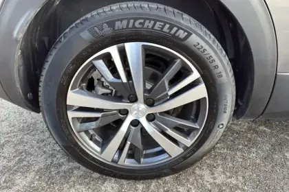 Photo 11 Peugeot 3008  Hybrid 225 e-EAT8