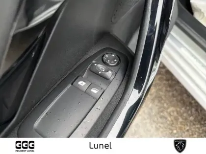 Photo 11 Peugeot 208  1.2 PureTech 82ch BVM5