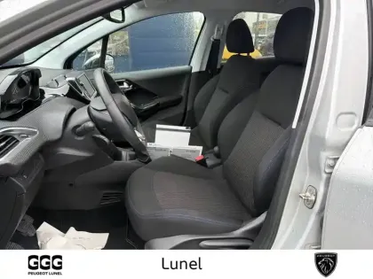 Photo 8 Peugeot 208  1.2 PureTech 82ch BVM5