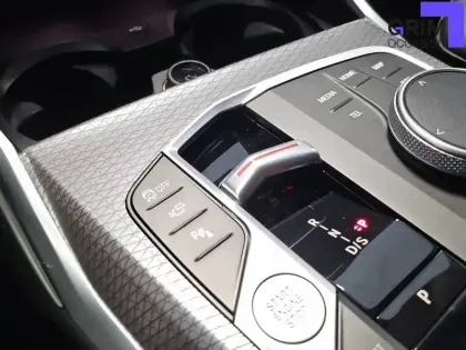 Photo 9 BMW Serie 3 320d xDrive 190 ch BVA8