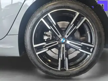 Photo 15 BMW Serie 3 320d xDrive 190 ch BVA8