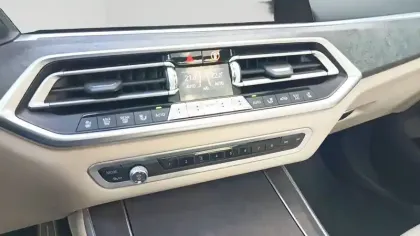 Photo 19 BMW X5  xDrive45e 394 ch BVA8