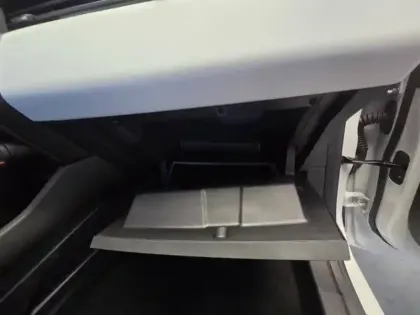 Photo 37 Renault Clio  Blue dCi 100 - 21N