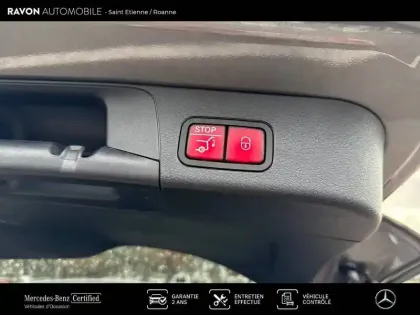 Photo 24 Mercedes GLB  200 d 8G-DCT