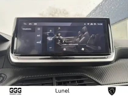 Photo 17 Peugeot 2008  PureTech 130 S&S EAT8