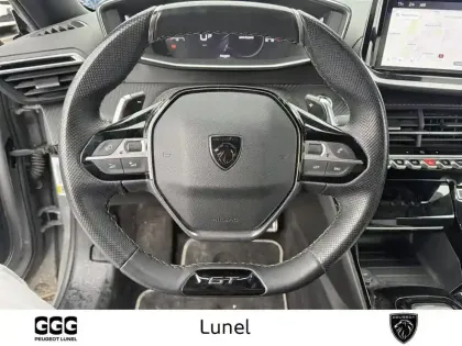 Photo 12 Peugeot 2008  PureTech 130 S&S EAT8