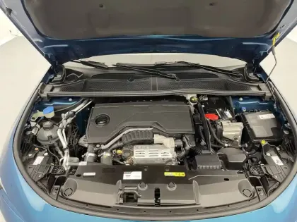 Photo 84 Peugeot 308  Hybrid 136 e-DCS6
