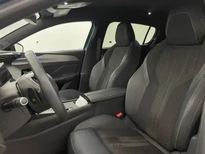 Photo 77 Peugeot 308  Hybrid 136 e-DCS6