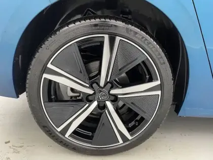 Photo 50 Peugeot 308 Gén. III Ph1 GT 5