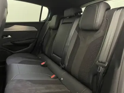 Photo 14 Peugeot 308  Hybrid 136 e-DCS6