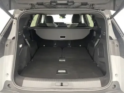 Photo 12 Peugeot 5008  Hybrid 145 e-DCS6