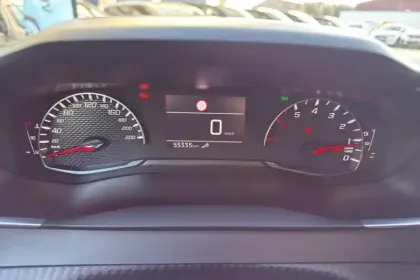 Photo 18 Peugeot 2008  PureTech 100 S&S BVM6