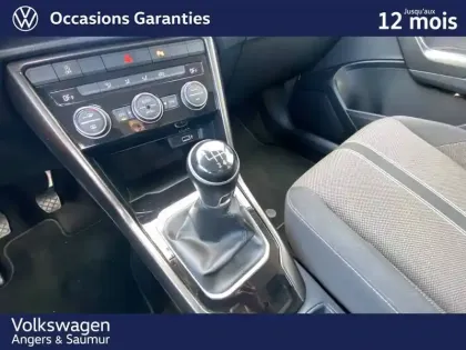 Photo 13 Volkswagen T-roc  1.6 TDI 115 Start/Stop BVM6