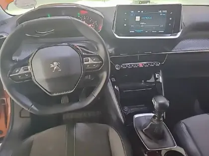 Photo 9 Peugeot 2008 Gén. II Ph1 NG Allure 5