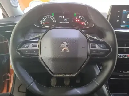 Photo 10 Peugeot 2008 Gén. II Ph1 NG Allure 5