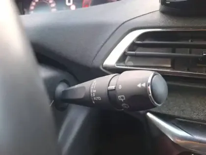 Photo 23 Peugeot 3008  PureTech 130ch S&S BVM6