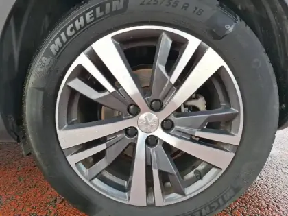 Photo 12 Peugeot 3008  PureTech 130ch S&S BVM6