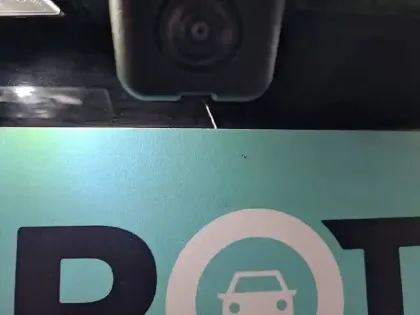 Photo 31 Peugeot 2008  BlueHDi 110 S&S BVM6