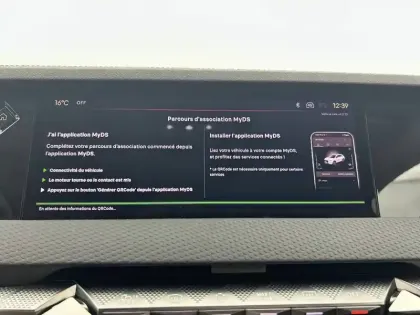 Photo 82 DS DS 4  Hybride E-Tense 225 EAT8