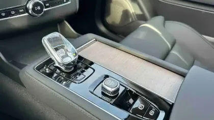 Photo 19 Volvo Xc90  T8 AWD Hybride Rechargeable 310+145 ch Geartronic 8 7pl