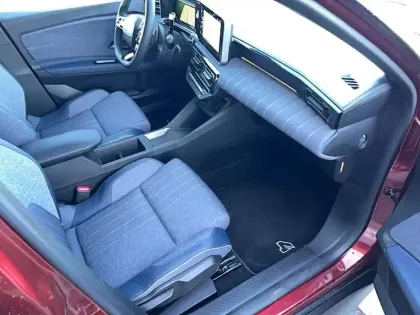 Photo 13 Renault 4 Renault  E-Tech Electrique 150 ch autonomie confort