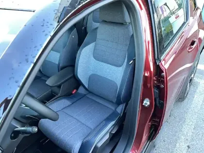 Photo 8 Renault 4 Renault  E-Tech Electrique 150 ch autonomie confort