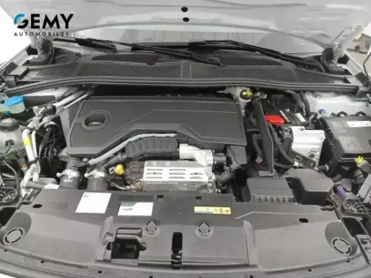 Photo 14 Peugeot 308  Hybrid 136 e-DCS6