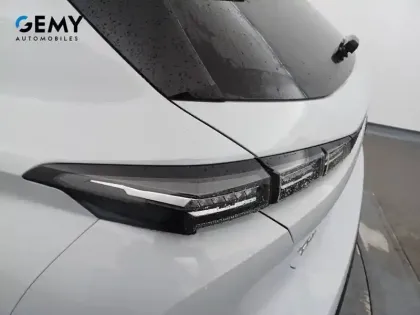 Photo 36 Peugeot 308  Hybrid 136 e-DCS6