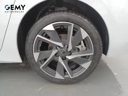 Photo 50 Peugeot 308  Hybrid 136 e-DCS6