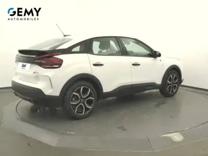 Photo 17 Citroën C4 e- 136 ch Automatique