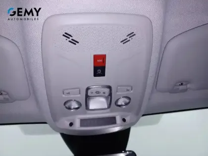 Photo 15 Citroën C4 e- 136 ch Automatique