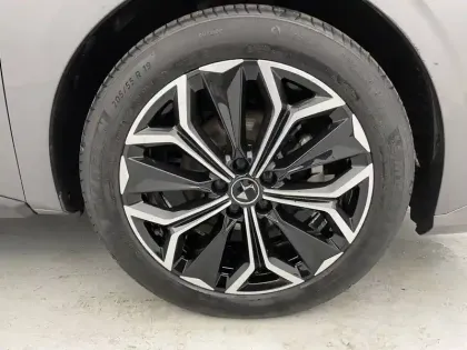 Photo 45 DS DS 4  BlueHDi 130 EAT8