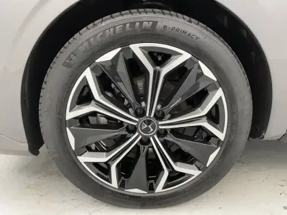 Photo 44 DS DS 4  BlueHDi 130 EAT8