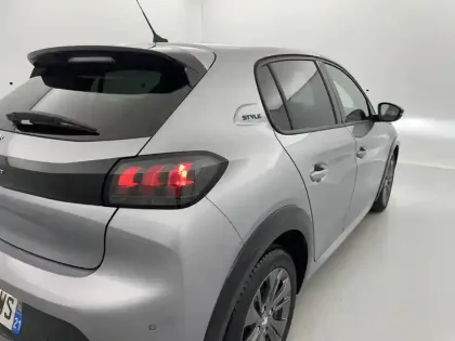 Photo 30 Peugeot 208  Electrique 50 kWh 136ch