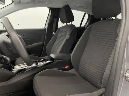 Photo 13 Peugeot 208  Electrique 50 kWh 136ch