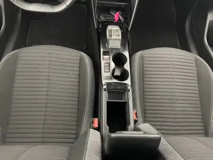 Photo 24 Peugeot 208  Electrique 50 kWh 136ch