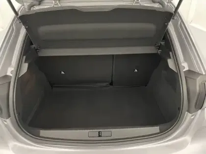 Photo 44 Peugeot 208  Electrique 50 kWh 136ch