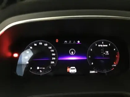 Photo 8 Renault Captur  TCe 130 FAP