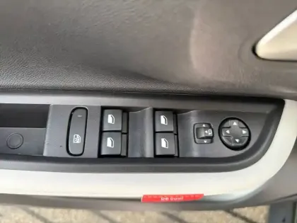 Photo 23 Citroën C3 Aircross e- 113 Automatique