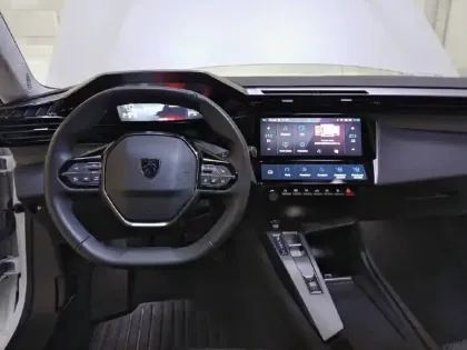 Photo 8 Peugeot 308  SW PureTech 130ch S&S EAT8