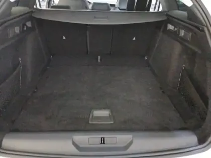 Photo 6 Peugeot 308  SW PureTech 130ch S&S EAT8