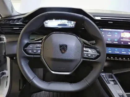 Photo 9 Peugeot 308  SW PureTech 130ch S&S EAT8