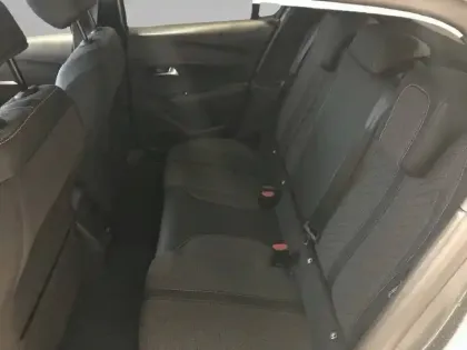 Photo 11 Peugeot 208  Hybrid 110 e-DCS6