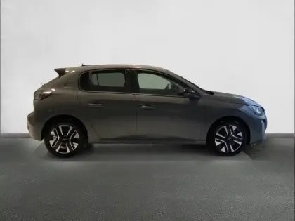 Photo 24 Peugeot 208  Hybrid 110 e-DCS6