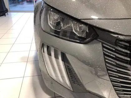 Photo 15 Peugeot 208  Hybrid 110 e-DCS6