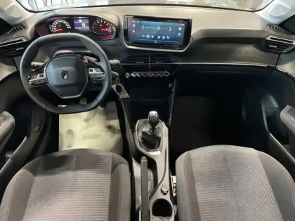 Photo 46 Peugeot 208  100 S&S BVM6