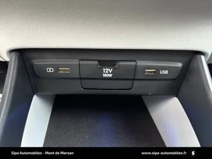 Photo 19 Hyundai Bayon  1.0 T-GDi 100 Hybrid 48V