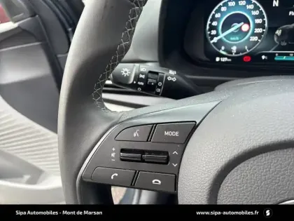 Photo 13 Hyundai Bayon  1.0 T-GDi 100 Hybrid 48V
