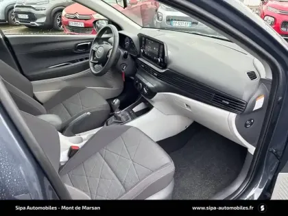 Photo 90 Hyundai Bayon  1.0 T-GDi 100 Hybrid 48V