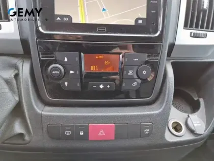 Photo 17 Fiat Ducato Gén. III Ph2 NG Pro Lounge 4